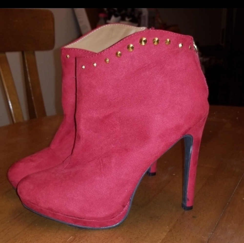 Mossimo Red Heels